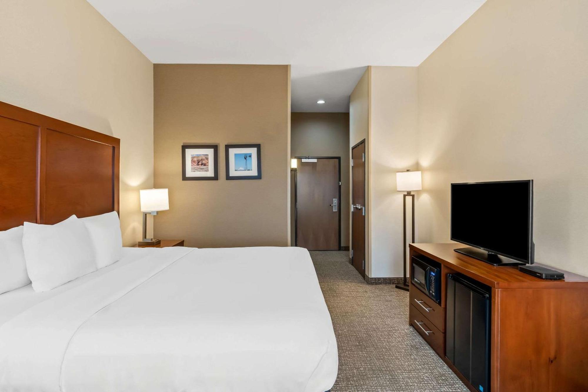 Comfort Inn & Suites Hermiston Exterior foto